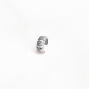Kalın Taşlı Gümüş Ear Cuff Küpe